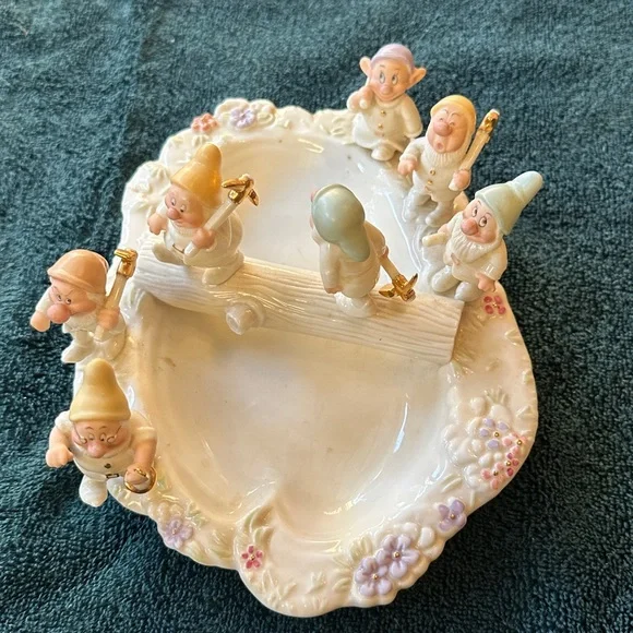 Vtg 2002 Lenox Disney Seven 7 Dwarfs Heigh Ho Candy Dish Fine China - Picture 2 of 13